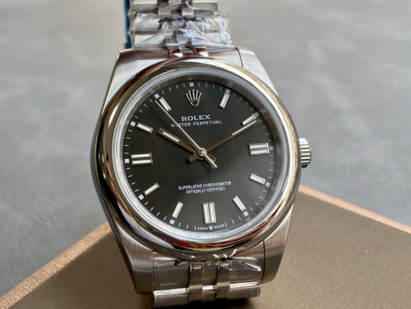 激安ロレックス背面デザイン